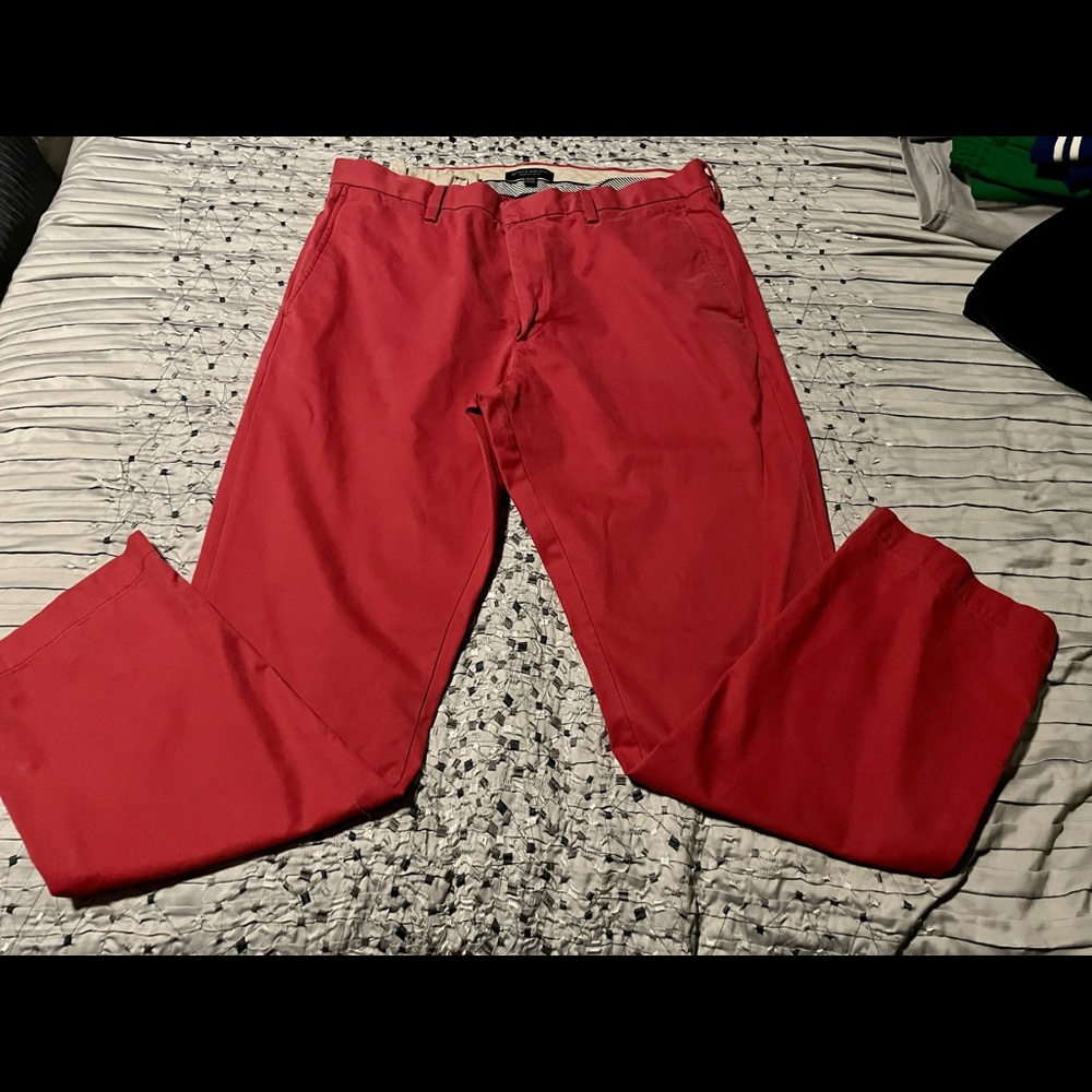 MEN’S BANANA REPUBLIC CHINOS